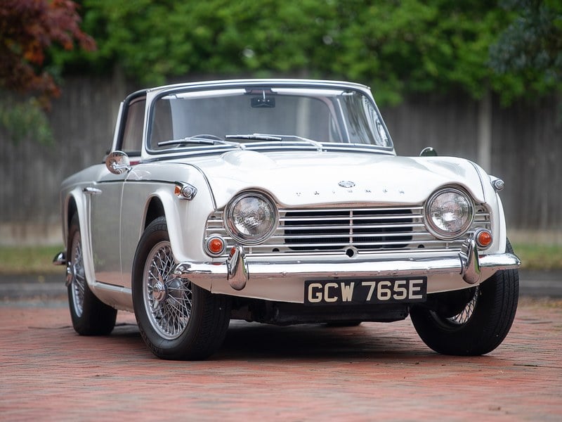1967 Triumph TR4A IRS Surrey Top