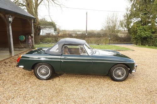 1971 MG B Roadster En venta (imagen 40 de 204)