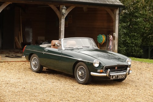 1971 MG B Roadster En venta (imagen 1 de 204)