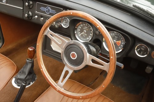 1971 MG B Roadster En venta (imagen 66 de 204)