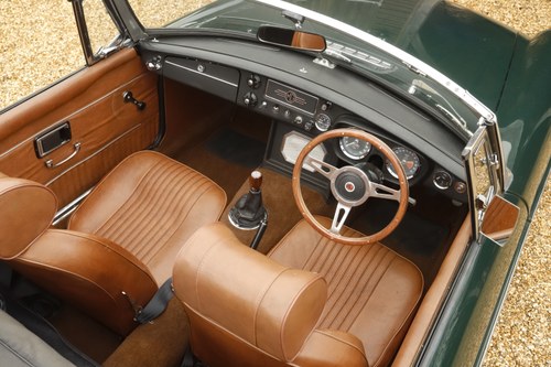 1971 MG B Roadster En venta (imagen 57 de 204)