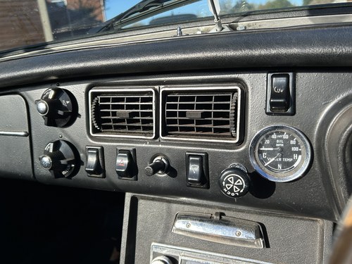 1973 MGB Roadster zum Verkauf (Bild 55 von 291)