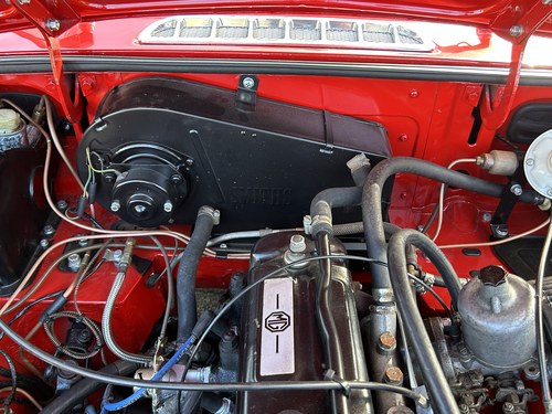 1973 MGB Roadster zum Verkauf (Bild 226 von 291)