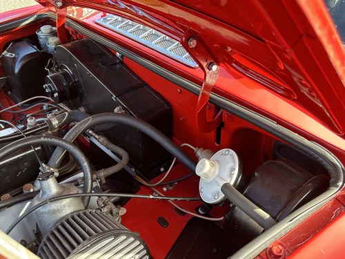 1973 MGB Roadster zum Verkauf (Bild 241 von 291)