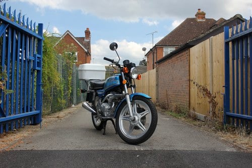 1981 Honda CB125T à vendre (picture 3 of 97)