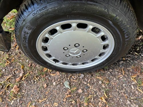 1986 Mercedes-Benz 420SL R107 Te koop (foto 23 van 100)