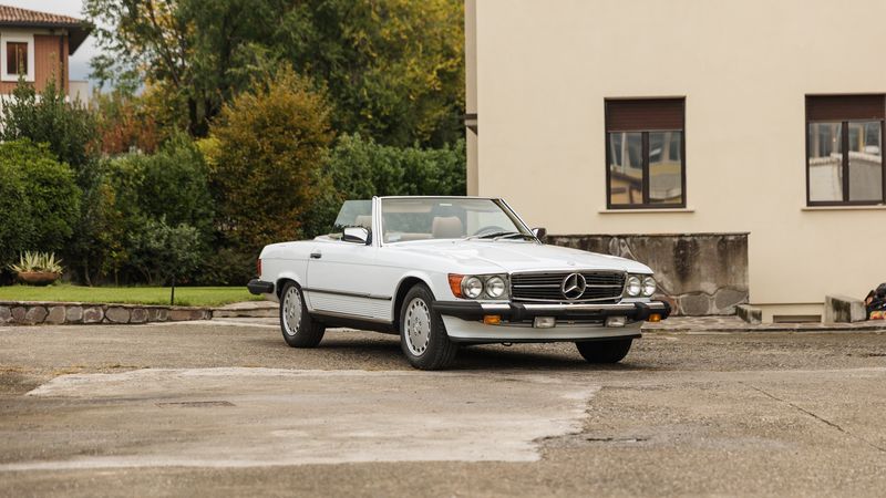1986 Mercedes-Benz 560SL R107 In vendita (immagine 1 di 141)
