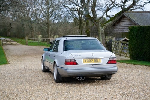 1992 Mercedes-Benz E500 W124 zum Verkauf (Bild 15 von 147)