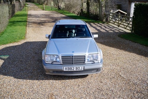 1992 Mercedes-Benz E500 W124 zum Verkauf (Bild 4 von 147)