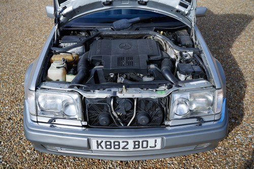 1992 Mercedes-Benz E500 W124 zum Verkauf (Bild 92 von 147)