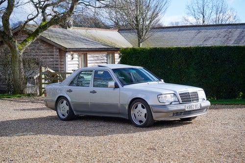 1992 Mercedes-Benz E500 W124 zum Verkauf (Bild 2 von 147)