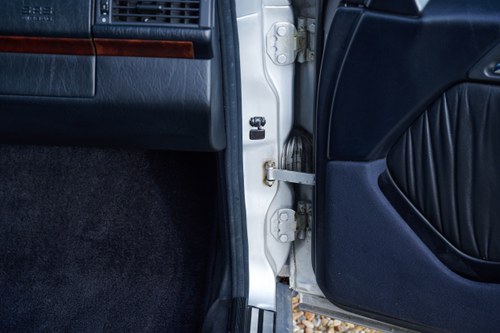 1992 Mercedes-Benz E500 W124 zum Verkauf (Bild 30 von 147)