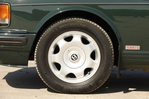 1995 Bentley Turbo S Te koop (foto 39 van 210)