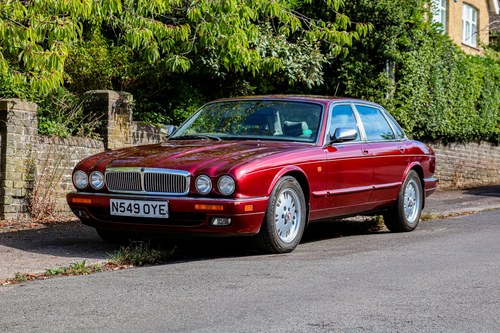 1995 Jaguar Sovereign X300 For Sale (picture 2 of 109)