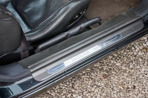 2001 Jaguar XKR 100 à vendre (picture 27 of 184)