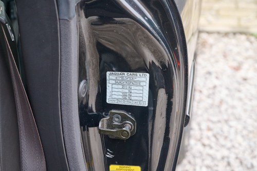 2001 Jaguar XKR 100 à vendre (picture 64 of 184)