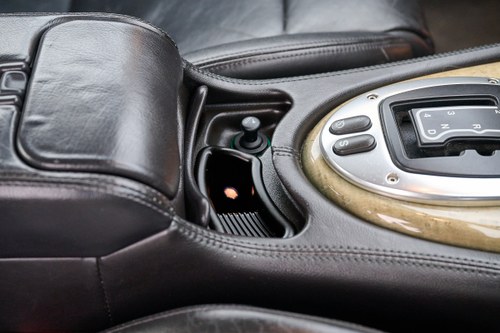 2001 Jaguar XKR 100 à vendre (picture 41 of 184)