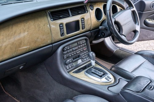 2001 Jaguar XKR 100 à vendre (picture 65 of 184)