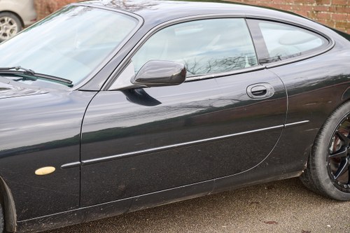 2001 Jaguar XKR 100 à vendre (picture 104 of 184)