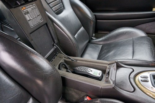 2001 Jaguar XKR 100 à vendre (picture 40 of 184)