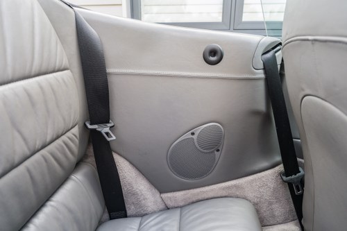 2003 Porsche 911 Carrera 4 Tiptronic (996) à vendre (picture 49 of 162)