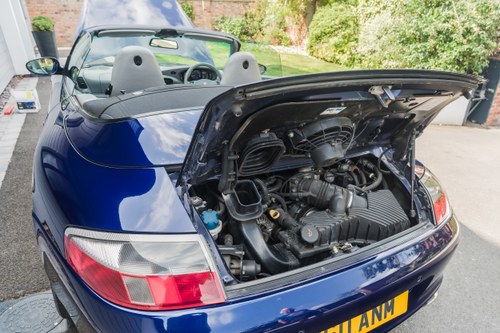 2003 Porsche 911 Carrera 4 Tiptronic (996) à vendre (picture 128 of 162)
