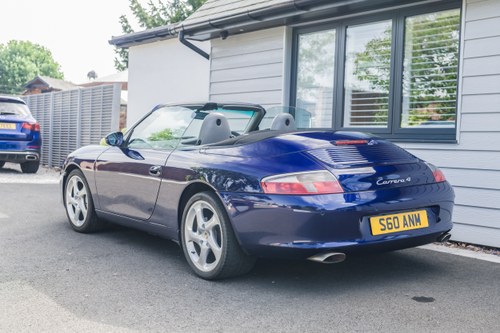 2003 Porsche 911 Carrera 4 Tiptronic (996) à vendre (picture 8 of 162)
