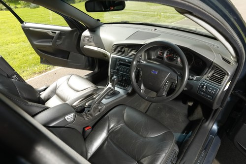 NO RESERVE - 2004 Volvo XC70 En venta (imagen 60 de 182)