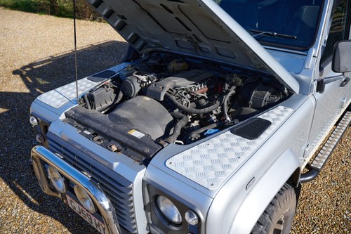 2009 Land Rover Defender 110 Te koop (foto 92 van 122)