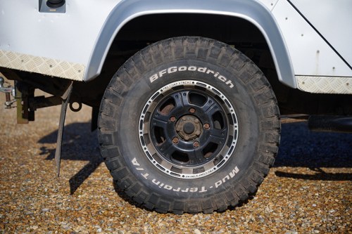 2009 Land Rover Defender 110 Te koop (foto 25 van 122)