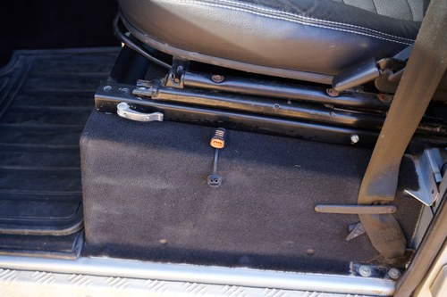 2009 Land Rover Defender 110 Te koop (foto 36 van 122)