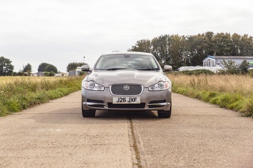 2010 Jaguar XF Portfolio V8 In vendita (immagine 2 di 233)