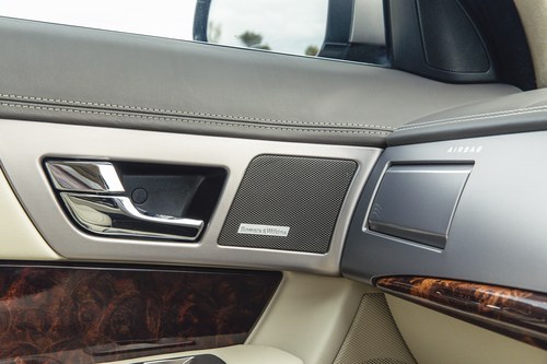 2010 Jaguar XF Portfolio V8 In vendita (immagine 72 di 233)