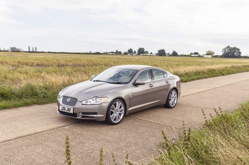 2010 Jaguar XF Portfolio V8 In vendita (immagine 4 di 233)