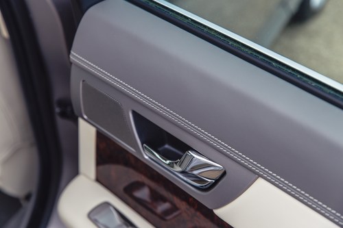 2010 Jaguar XF Portfolio V8 In vendita (immagine 117 di 233)