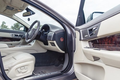 2010 Jaguar XF Portfolio V8 In vendita (immagine 22 di 233)