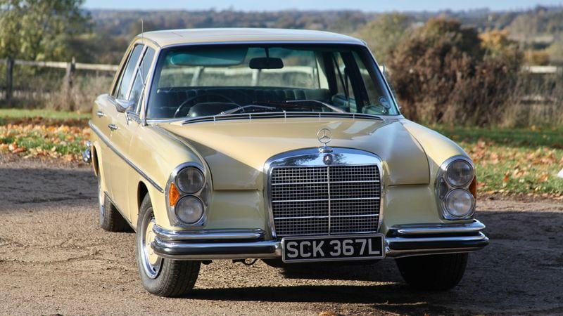 1970 Mercedes-Benz 280 SE 3.5 Saloon For Sale (picture 1 of 113)