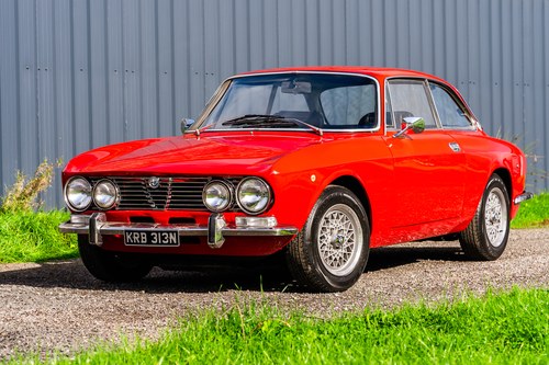 1975 Alfa Romeo 2000 GTV Automatic zum Verkauf (Bild 1 von 160)