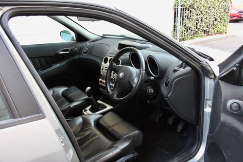 NO RESERVE - 2003 Alfa Romeo 156 1.8TS Lusso Sportwagon à vendre (picture 12 of 119)