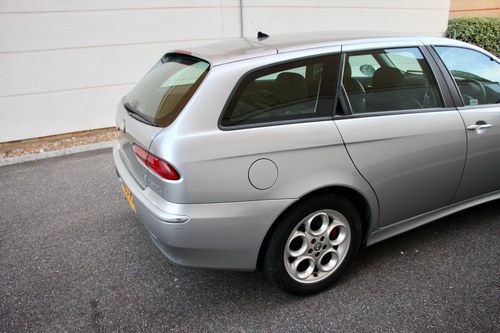NO RESERVE - 2003 Alfa Romeo 156 1.8TS Lusso Sportwagon à vendre (picture 84 of 119)