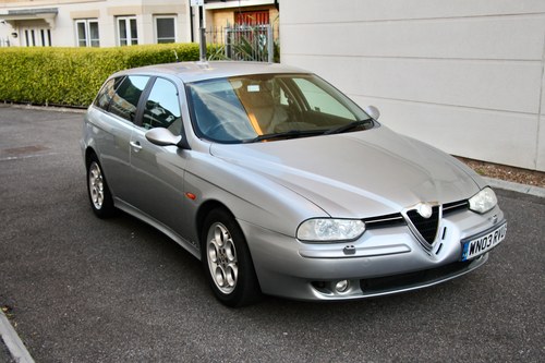 NO RESERVE - 2003 Alfa Romeo 156 1.8TS Lusso Sportwagon à vendre (picture 4 of 119)