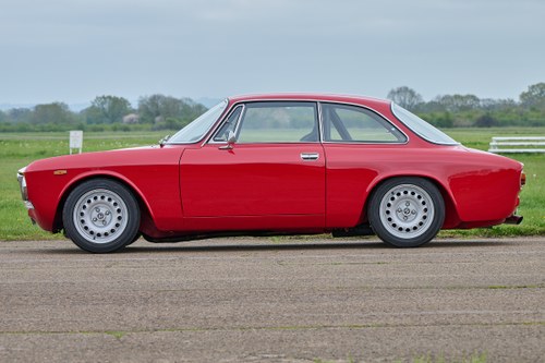 1974 Alfa Romeo 2000 GTV (105) Restomod zum Verkauf (Bild 10 von 288)