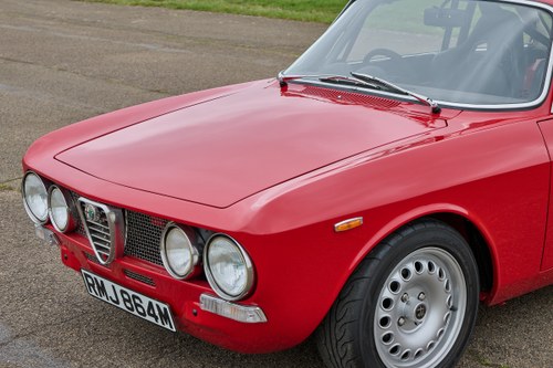 1974 Alfa Romeo 2000 GTV (105) Restomod zum Verkauf (Bild 125 von 288)