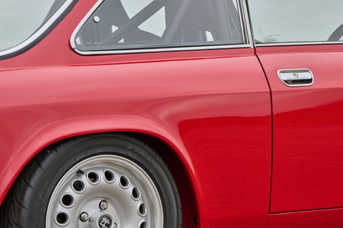 1974 Alfa Romeo 2000 GTV (105) Restomod zum Verkauf (Bild 154 von 288)