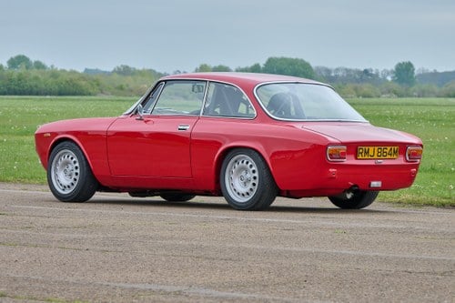 1974 Alfa Romeo 2000 GTV (105) Restomod zum Verkauf (Bild 16 von 288)