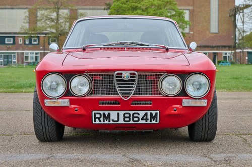 1974 Alfa Romeo 2000 GTV (105) Restomod zum Verkauf (Bild 136 von 288)