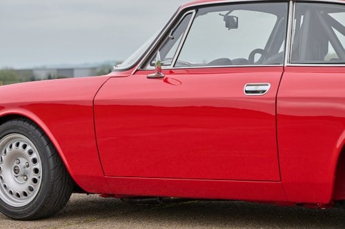 1974 Alfa Romeo 2000 GTV (105) Restomod zum Verkauf (Bild 108 von 288)