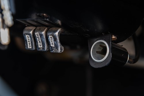 1960 Alfa Romeo 2000 Spider Touring à venda (imagem 36 de 77)