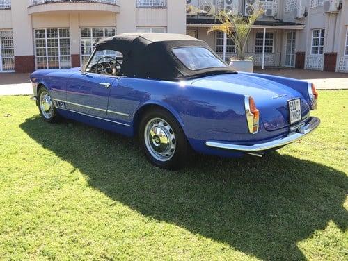 1962 Alfa Romeo 2000 Touring Spider In vendita (immagine 14 di 75)