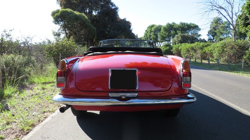 1962 Alfa Romeo 2000 Touring For Sale (picture 22 of 93)